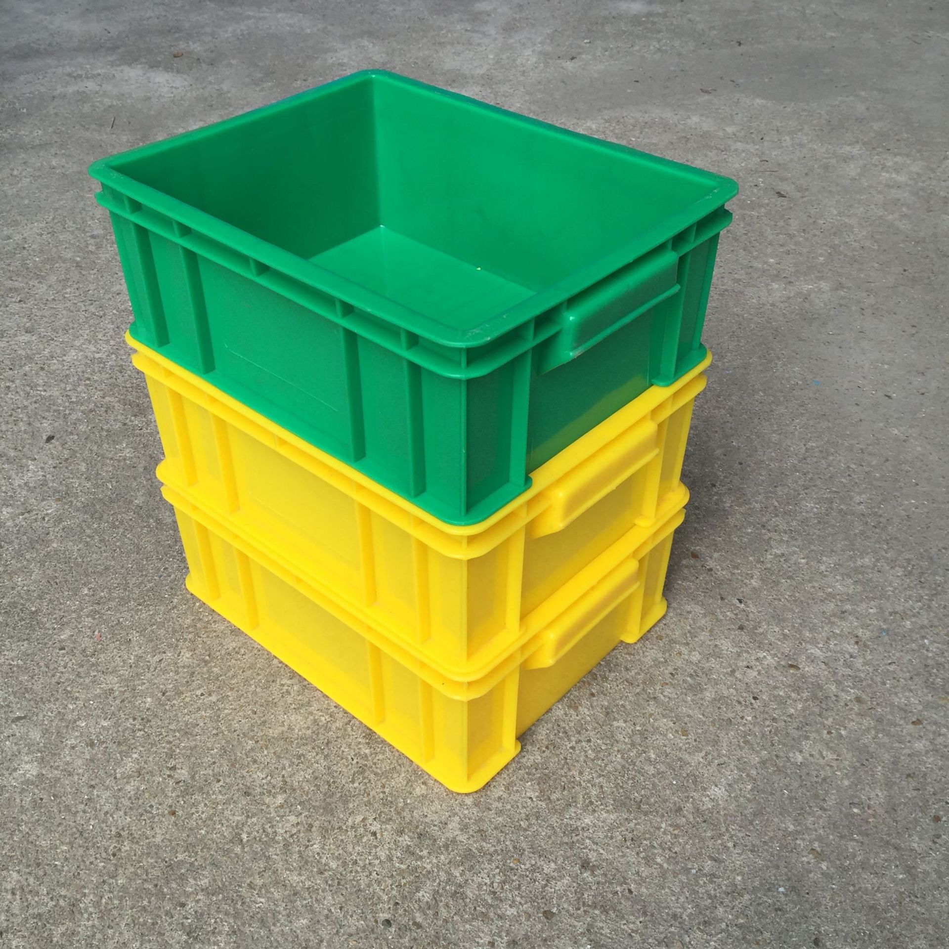 塑料箱周轉箱批發，質量可靠,價格實惠-從源頭廠家直銷的塑料箱周轉箱批發服務